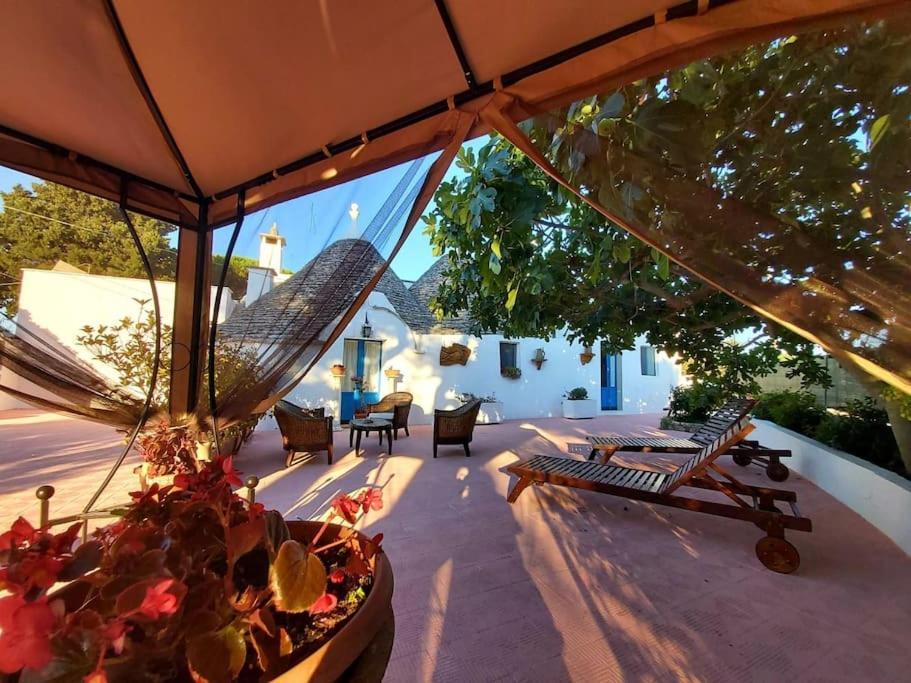 Trulli Pasquina Apartment มาร์ตินาฟรังกา ภายนอก รูปภาพ
